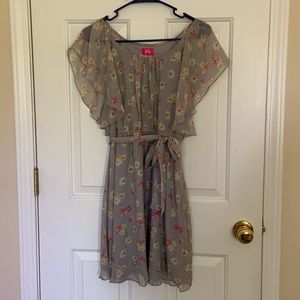 Flowy grey dress with flower print